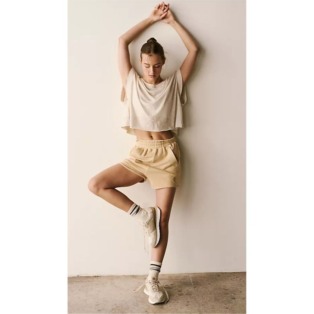 EUC Free People Movement My Time Tee Size XL Oatmeal Heather $48 SOLD OUT